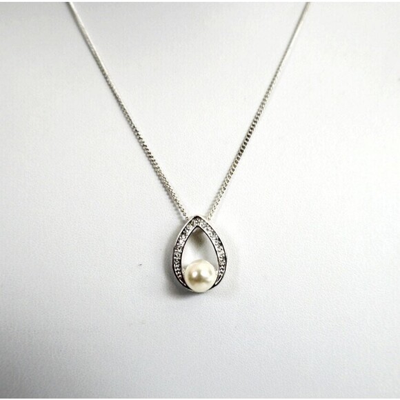 Teardrop Rhinestone Pendant with Center Pearl Silver Tone - Picture 5 of 7